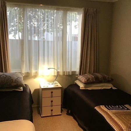 Airport Stableford B&B Крайстчерч Номер фото